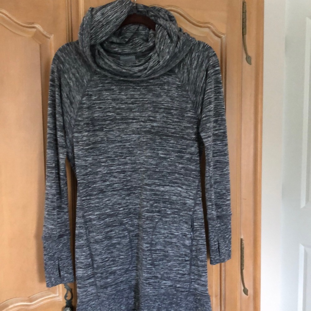 Athleta tunic